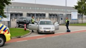 Fietser aangerenden op de Marowijne 1