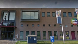 Werksaam buitenkant gebouw