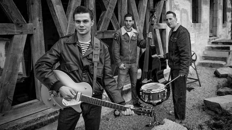 Rockabilly trio uit Frankrijk in Café Barrels