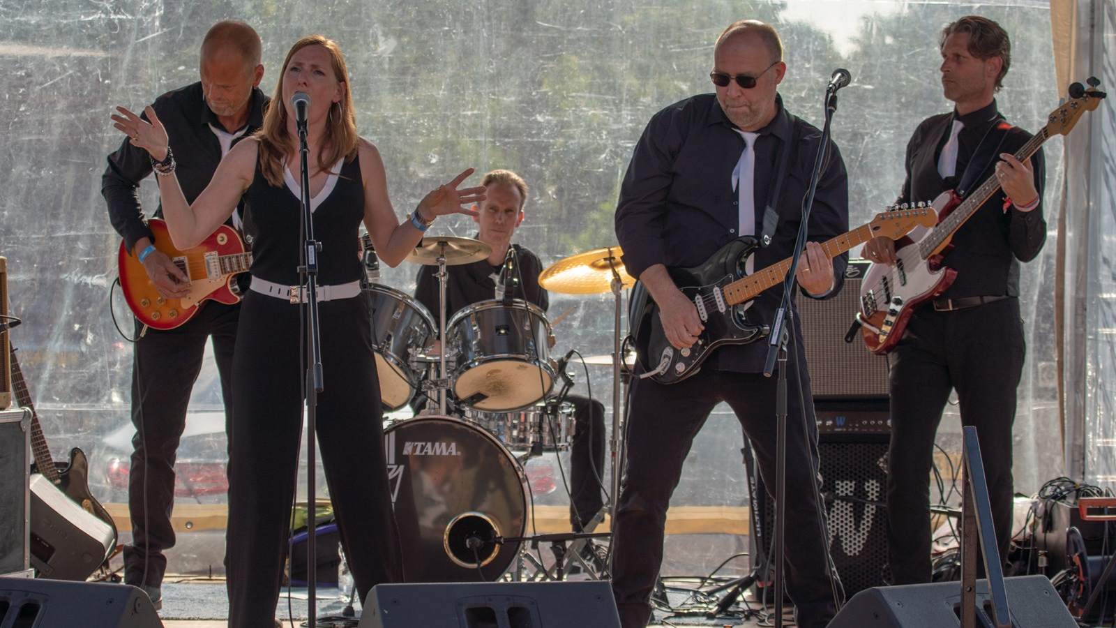 Manifesto presenteert 1e editie van Hoorn Undercover