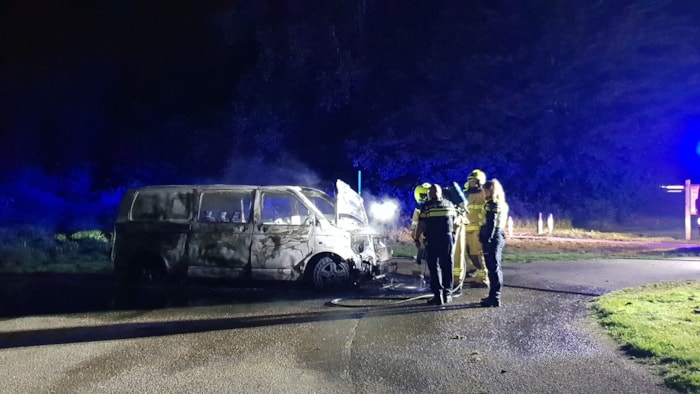 Uitgebrand busje4