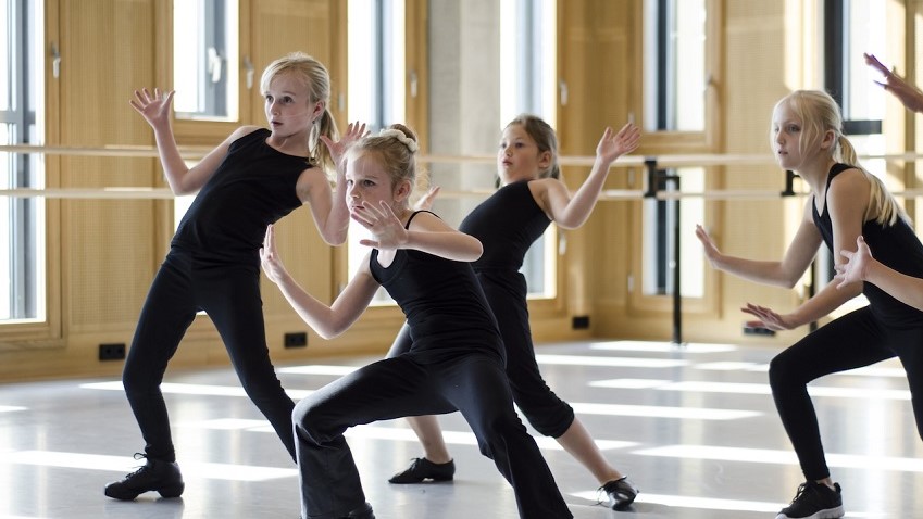 Docenten gezocht voor naschoolse dansactiviteiten