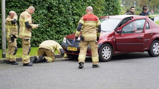 Auto bijna in brand in Hoorn Blokmergouw 3