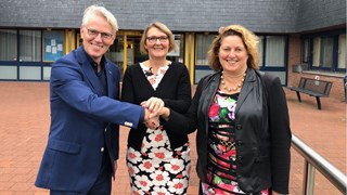 Foto Guido Scholtens Marjon van der Ven en Ingeborg de Jong