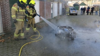 Scooter volledig uitgebrand in Obdam 2