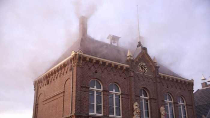 Voormalig raadhuis Obdam in brand