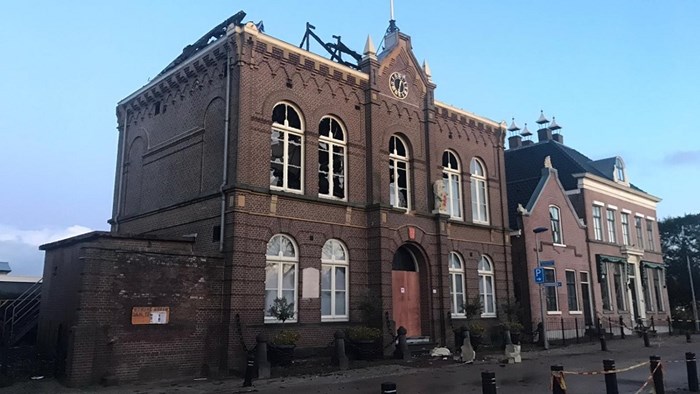 Gemeentehuis Obdam na de brand van 1 december 2019