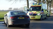 Auto te water bij botsing (Venhuizen) 4