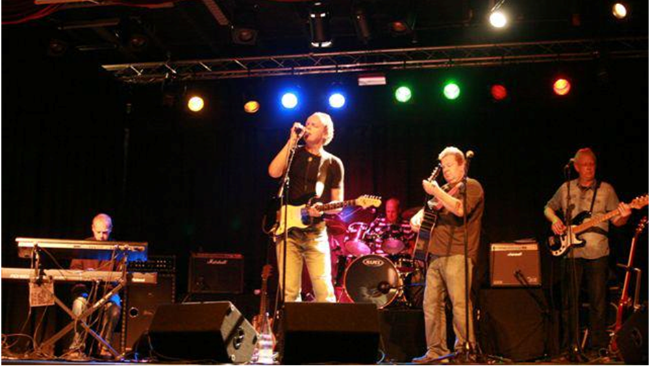 Nog enkele kaarten voor optreden Neil Young Cover Band