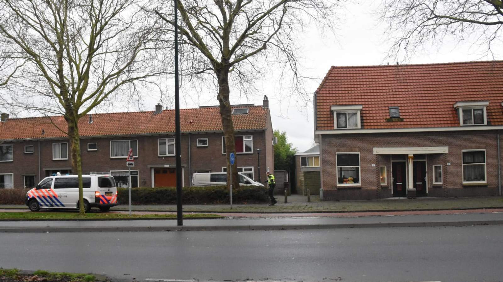 Vrouw steekt man neer in woning aan de Liornestraat
