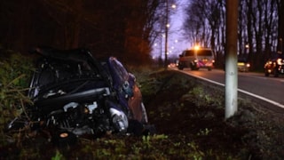 Automobilist gewond in Hoorn 5