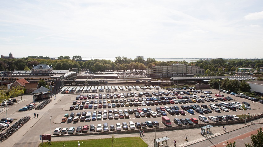 Unanieme steun gemeenteraad voor voorstel parkeren Poort van Hoorn