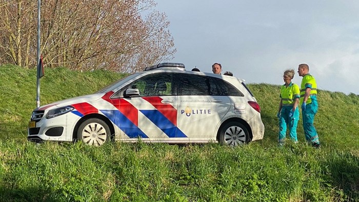 Ongeval Enkhuizen, persoon in de boeien geslagen 3