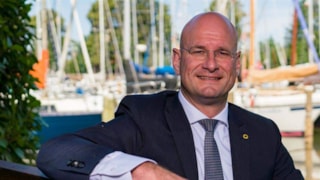 Burgemeester van Hoorn Jan Nieuwenburg