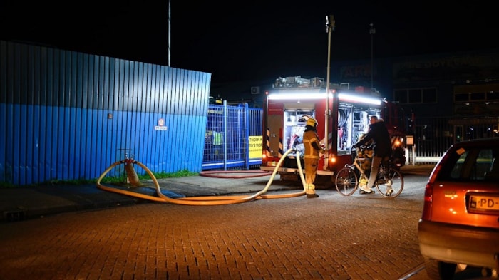 Brand autosloperij Ooyevaar 5