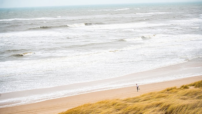Strand hardlopen