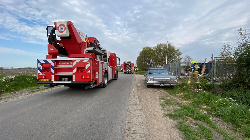 Melding van brand in loods in Enkhuizen