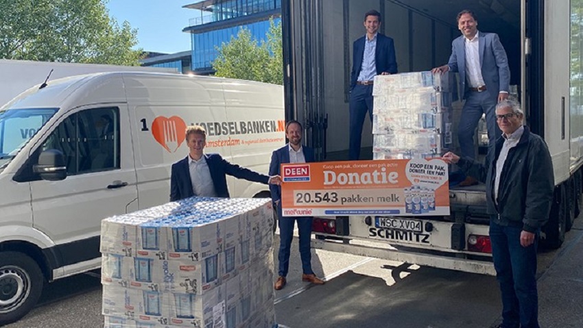 DEEN en Arla doneren aan Voedselbank