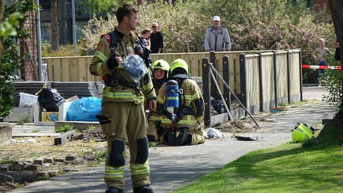 Gaslek in voortuin woning Enkhuizen 1