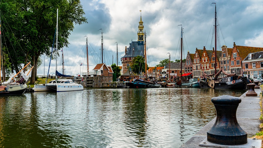 Hoorn ondersteunt de bruine vloot