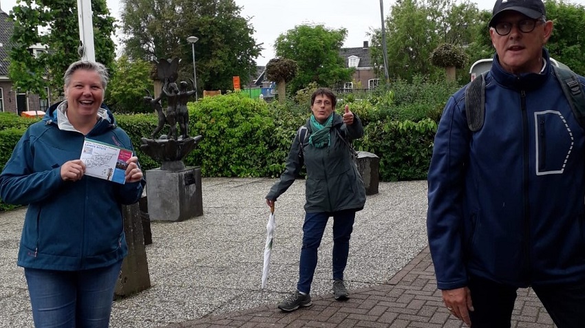 40MM bestuur wandelt voor ontwikkeling