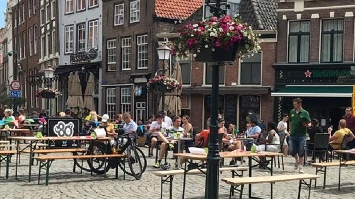 Roode Steen Hoorn 1 juni 2020 2e Pinksterdag middagdrukte 2