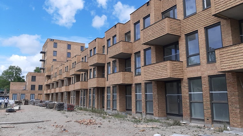 Oplevering flat Siriusstraat maanden uitgesteld