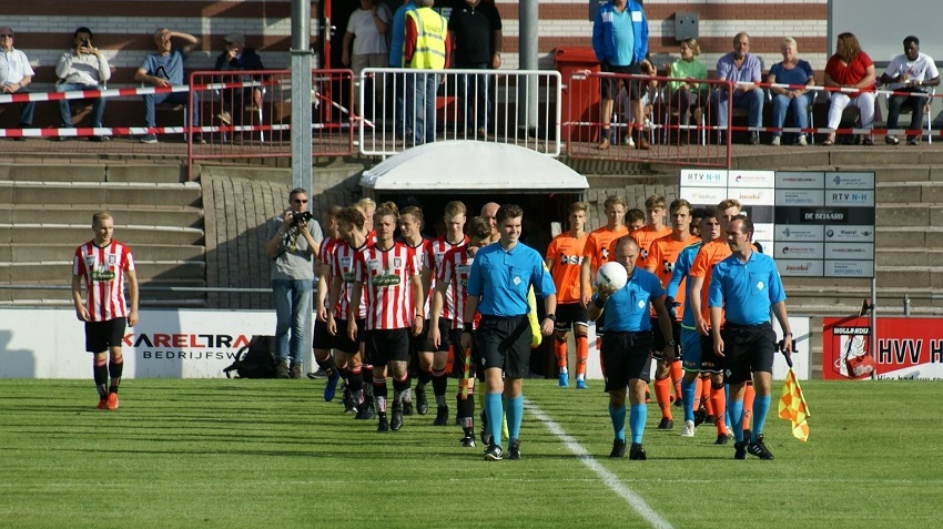 Hollandia in slotfase onderuit tegen Jong Volendam