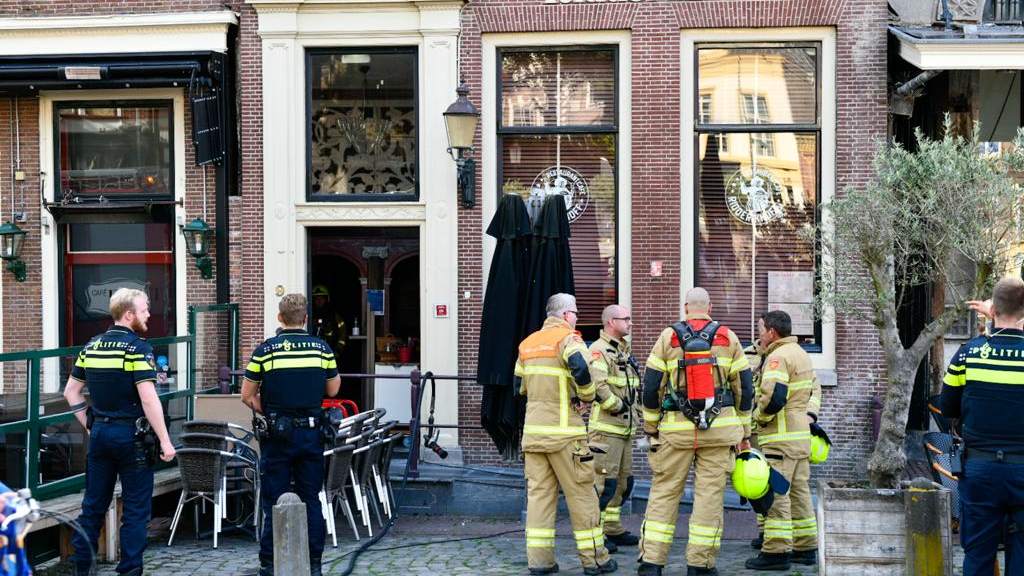 Brand bij café Ridderikhoff aan de Roode Steen