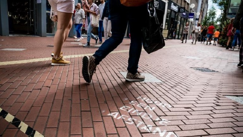 Stijgende trend vastgestelde besmettingen COVID-19 zet door