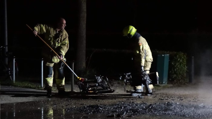 Grofvuil in brand in Bovenkarspel3