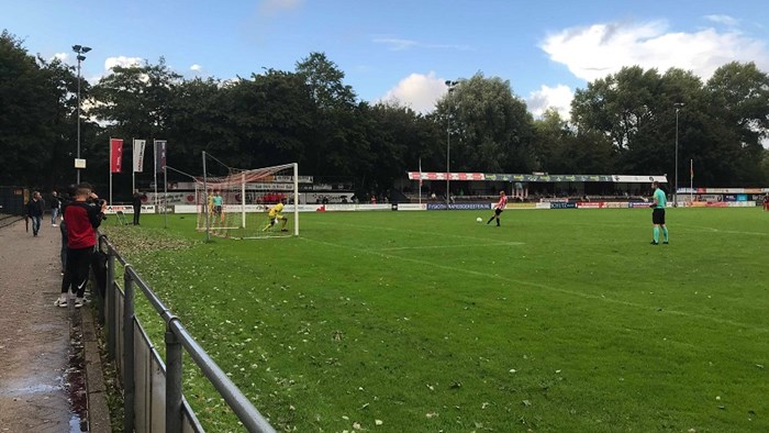 Hollandia - Flevo Boys eerste penalty