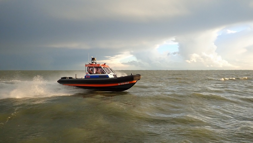 Nieuwe reddingboot Wijdenes gepresenteerd aan vrijwilligers