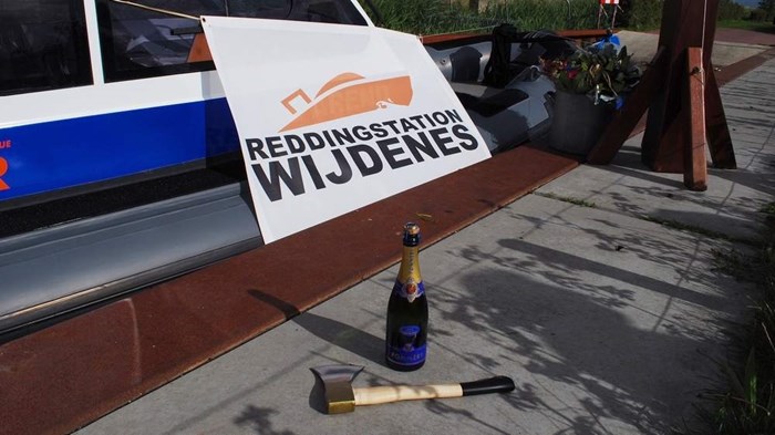 Nieuwe reddingboot in gebruik genomen1