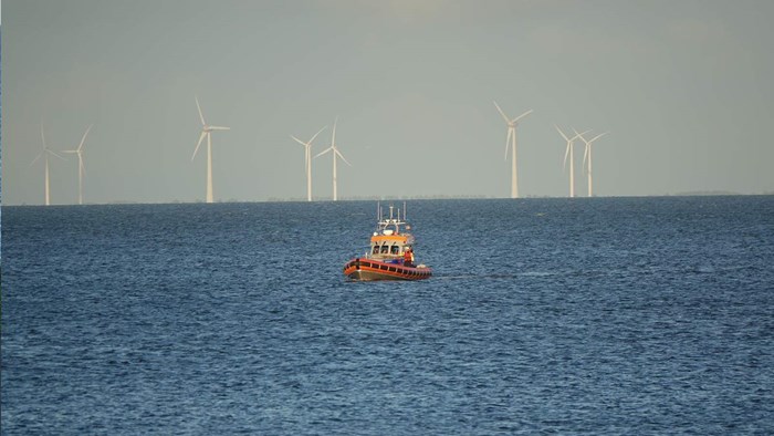 Persoon te water in Enkhuizen2