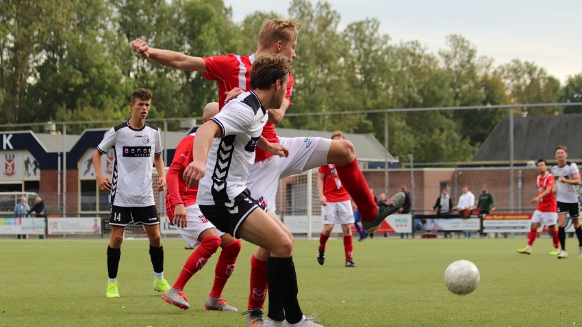 Wedstrijdverslagen voetbal zondag 27 september