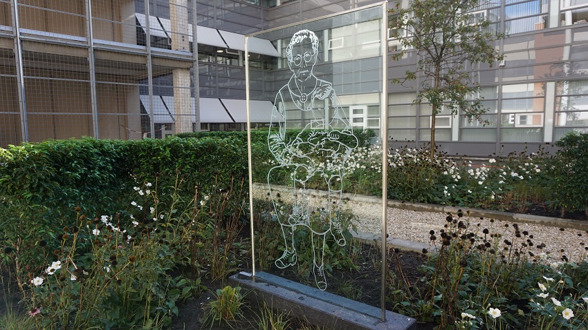 Kunstwerk in Dijklander onthuld ter herdenking van verzetsheld Odile Moereels