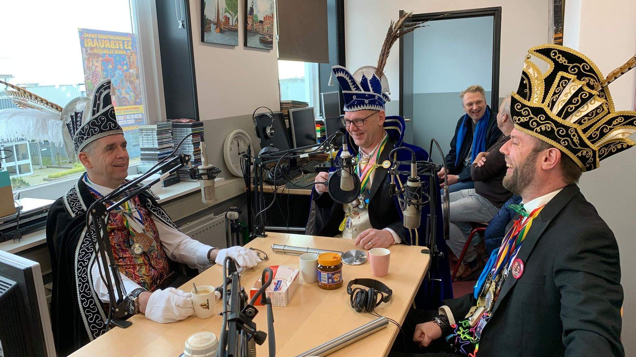 Live breaking persconferentie van Carnavalsvereniging 'Het Masker' uit Zwaag   