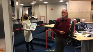 Wethouder Kholoud al Mobayed heeft een voorwoord geschreven