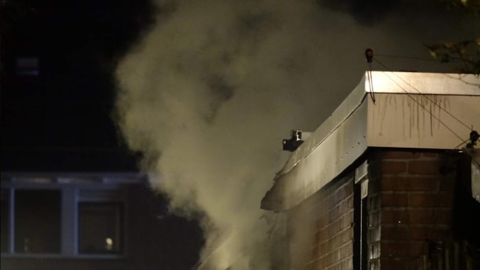 Brand in schuren Bovenkarspel4