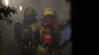 Brand in schuren Bovenkarspel5