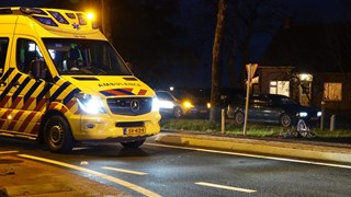 Fietser aan gereden in Hem