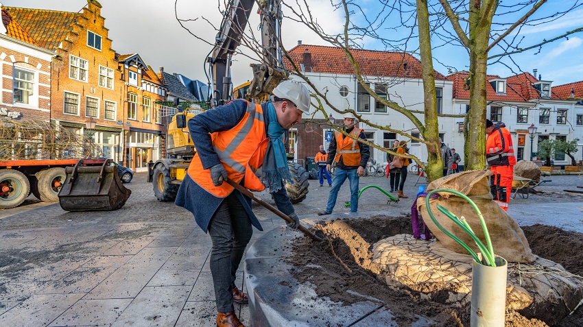 Werkzaamheden Kerkplein voor Kerst afgerond