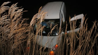 Bestelbusje te water in Obdam