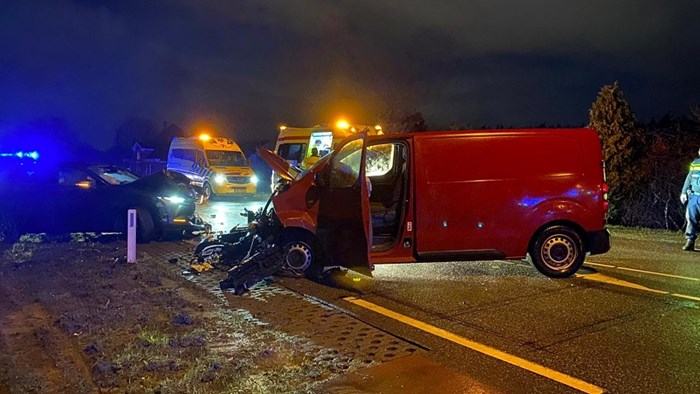 Frontale botsing op N506 in Schellinkhout 1