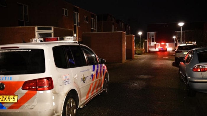 Minderjarigen krijgen ruzie in Zwaag, politie sluit wijk af