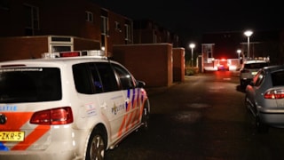 Minderjarigen krijgen ruzie in Zwaag, politie sluit wijk af