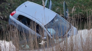 Auto te water in Wervershoof