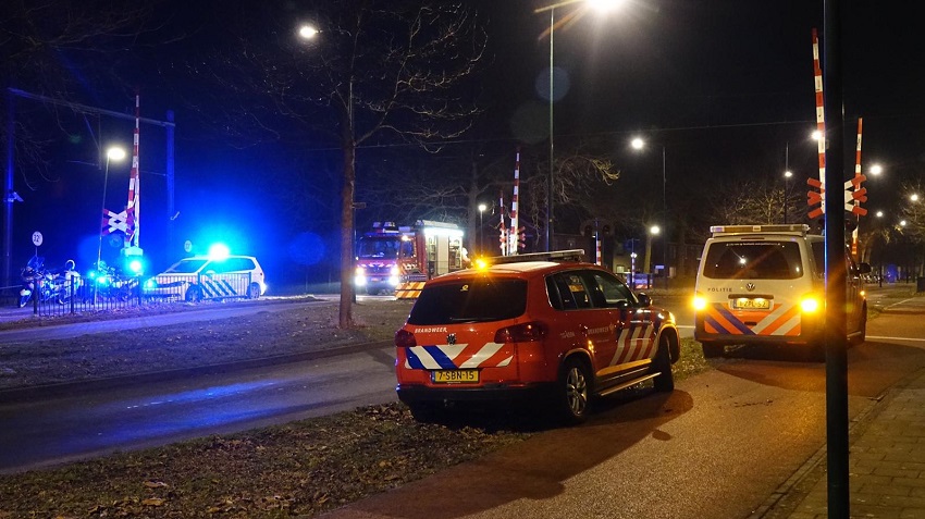 Aanrijding op spooroverweg Liornestraat in Hoorn