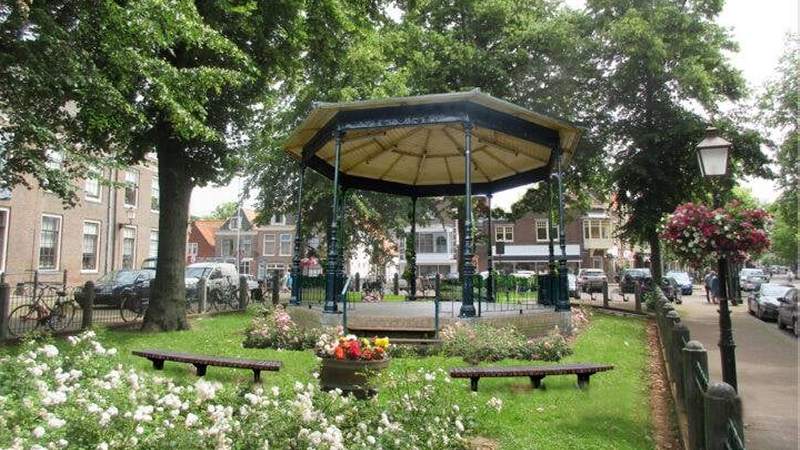 Initiator muziektent in perk aan het Dal in HoornRadio Cultuur